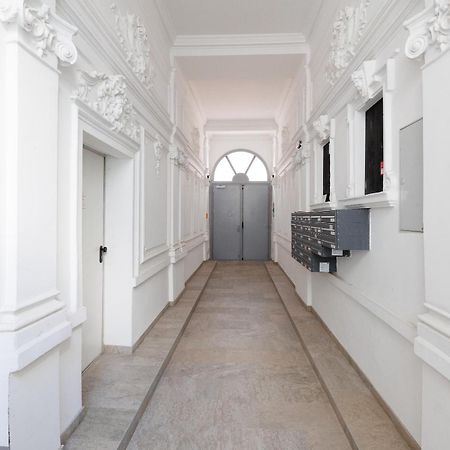 Modern City Apartment In Viena Exterior foto
